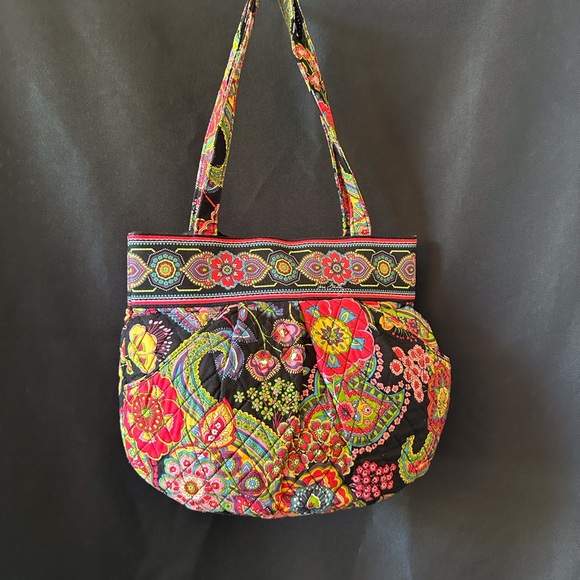 VERA BRADLEY quilted shoulder bag. Jewel tone colors.  EXCELLENT new condition. - Picture 7 of 13